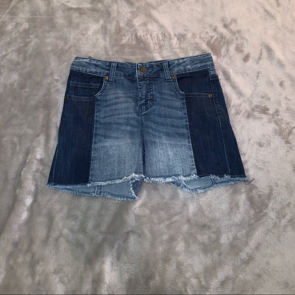 Cat and jack adorable girls jean shorts!